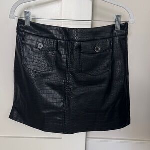 Women’s Zara Black Croc Leather Mini Skirt Size Medium